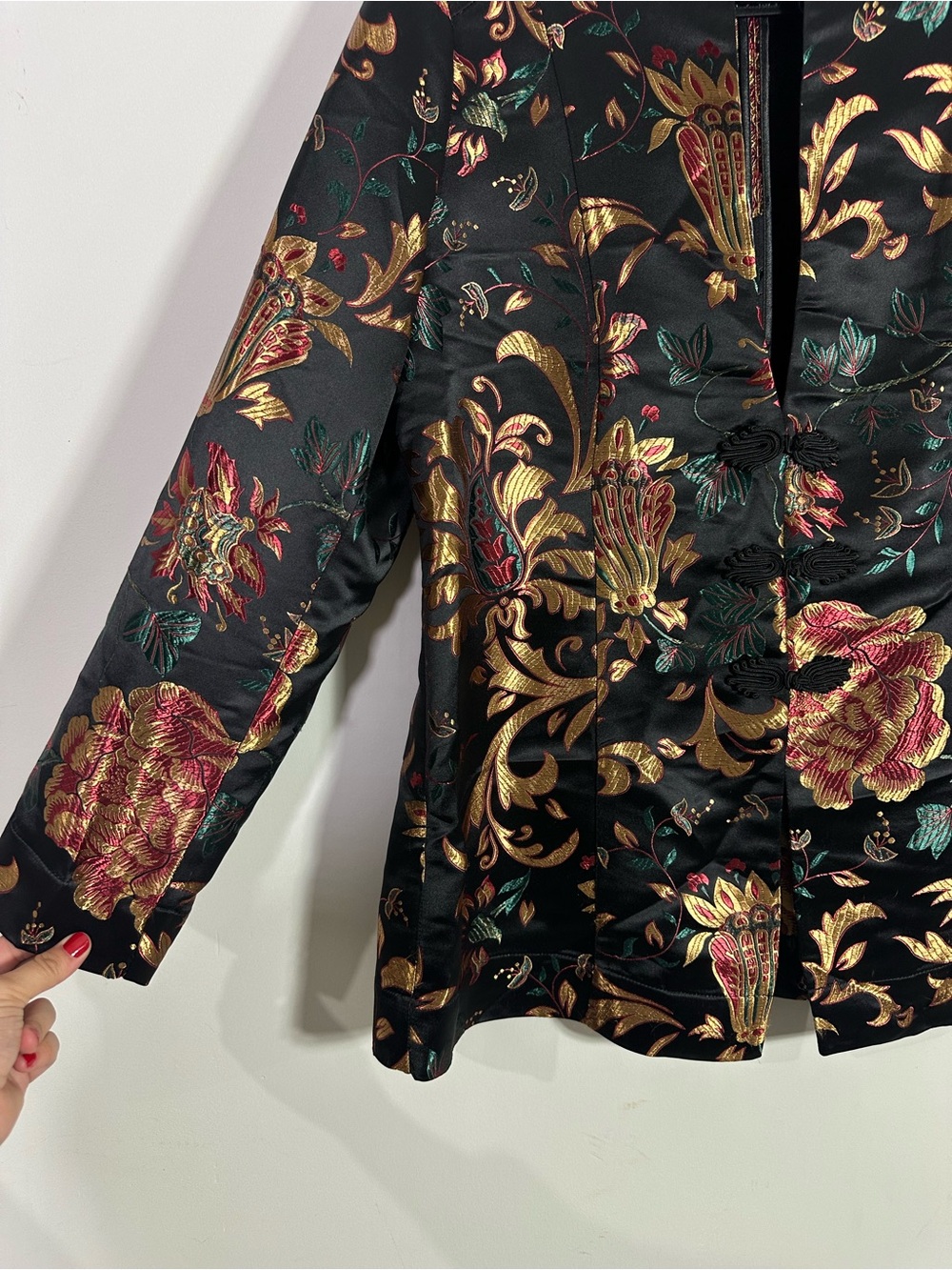 Soft Surroundings Moon Dynasty Floral Embroidered Satin Jacket - Picture 4 of 7